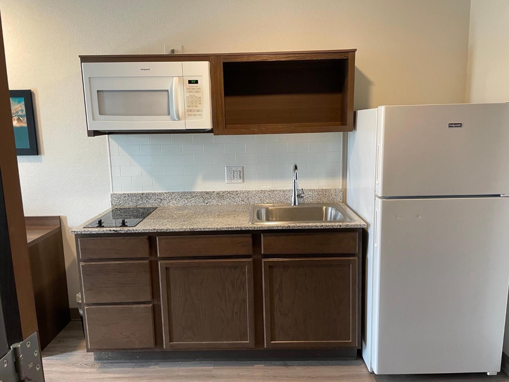 Woodspring Suites Detroit 매디슨하이츠 외부 사진